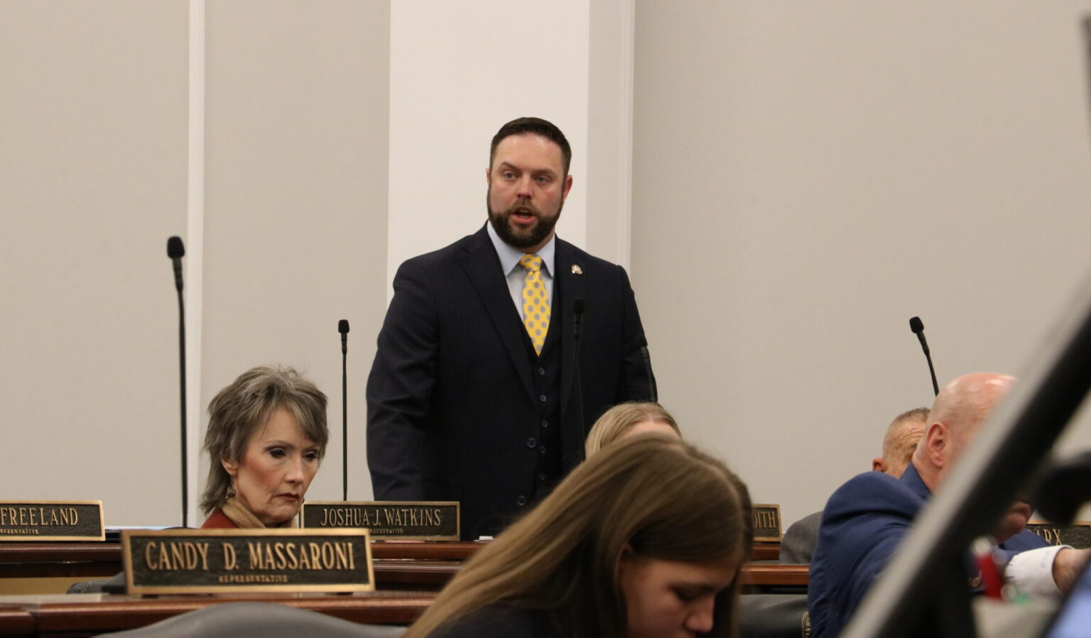 Kentucky House approves bill to raise sports betting age to 21