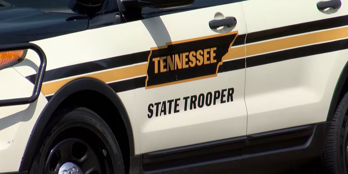 2 dead after truck crashes into parked tractor-trailer on I-75, troopers say