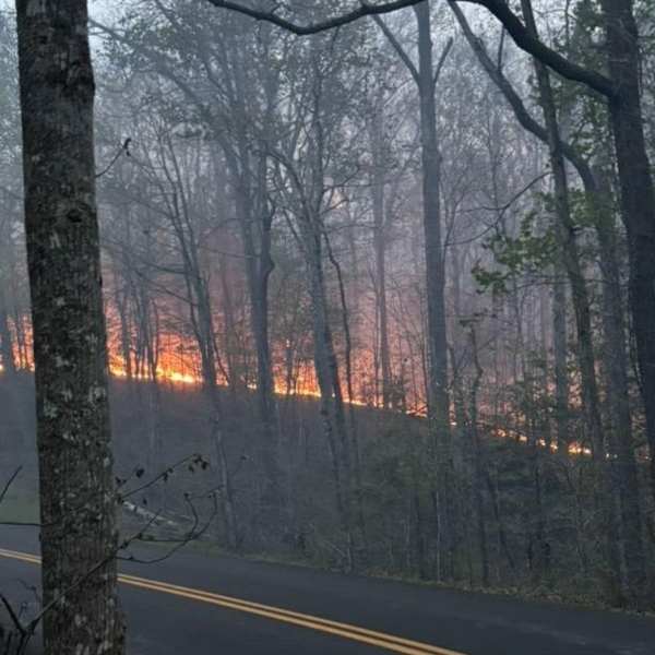 Crews Battle 600-Acre Wildfire