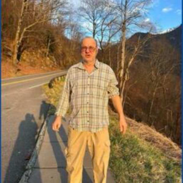 Police search for missing veteran in Kentucky